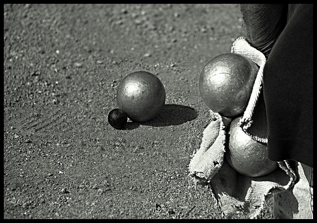 http://www.annuaire-vin.com/blog/wp-content/uploads/2021/04/petanque-741841_640.jpg