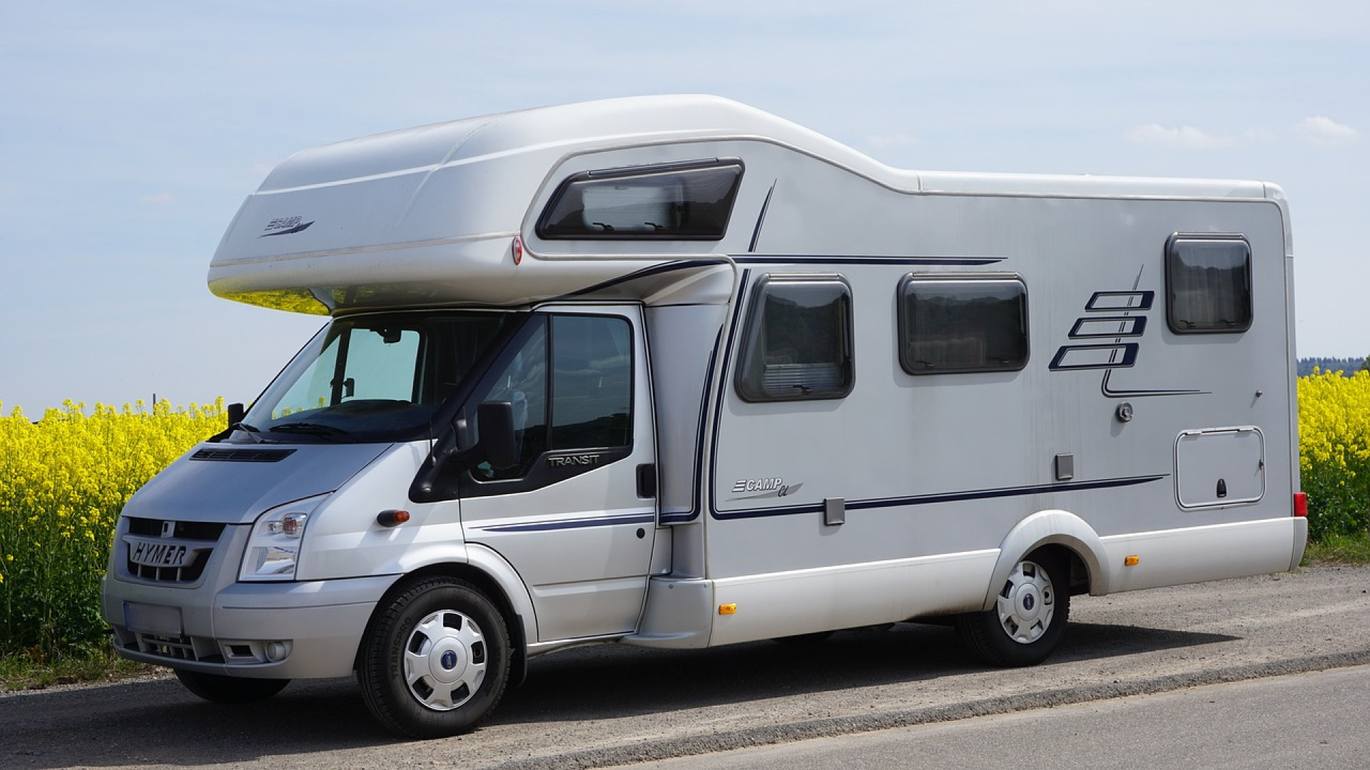 Camping-car d’occasion : pourquoi passer par un concessionnaire pour l’acheter ?